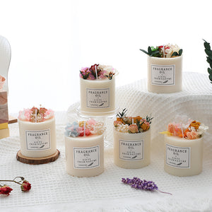Romantic Dried Flower Decor Candle – 330 g Soy Wax Jar